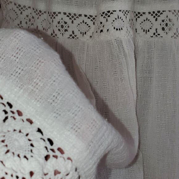 Vintage circa 1978 Bohemian Crochet Panels and Woven Cotton blend Midi Dress SzS - Picture 7 of 11